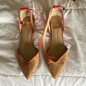 dv dolce vita size 8.5 cork & tangerine pointed toe flats